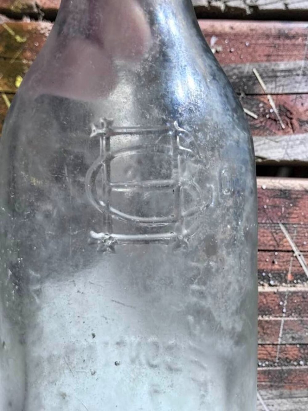 SCARE Hankins Bottling Co 7 3/4 oz New Bruswick NJ and Tottenville, NY Bottle - Picture 3 of 8